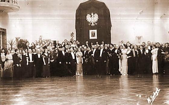 Бал у Станиславові 13січня 1934 року. Фото М. Єндрика