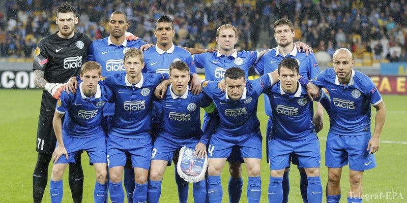 epa04748926 Dnipro players pose for photo before the UEFA Europa League, semi-final, second leg, soccer match between Dnipro and Napoli at the Olimpiyskyi stadium in Kiev, Ukraine, 14 May 2015.  EPA/ROMAN PILIPEY