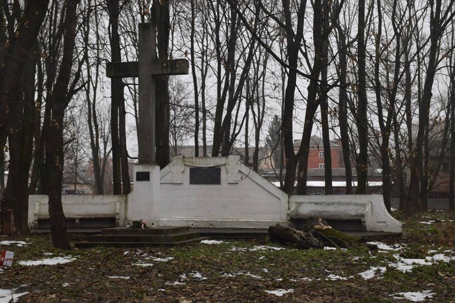 Пам'ятник померлим військовополоненим та інтернованим у Косачові. 1922 р. Фото Анджея Леуша 2016 р.