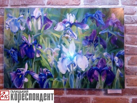 Початок весни: у Франківську львівська художниця презентувала свою виставку (фото)