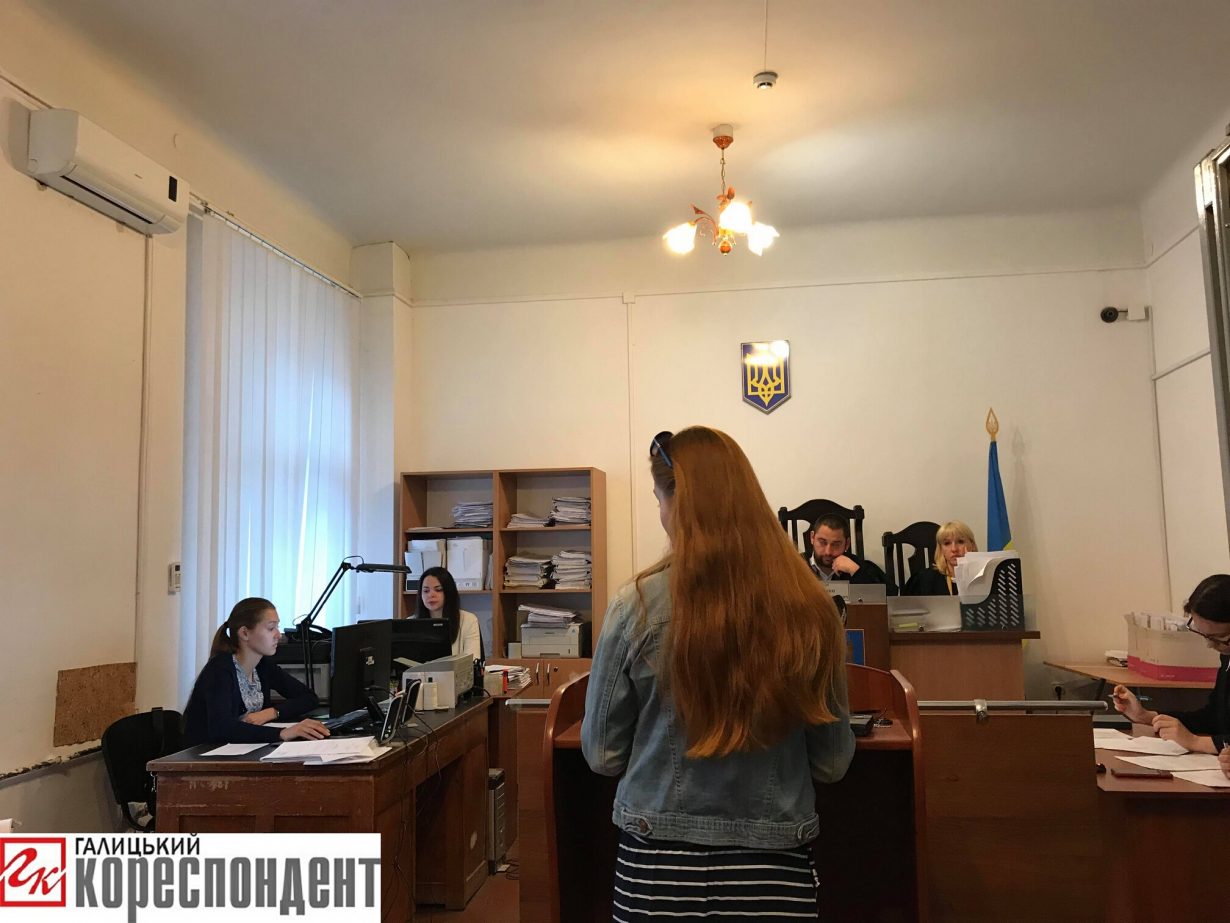 У Івано-Франківську допитали свідка у справі Ельдара Астанова