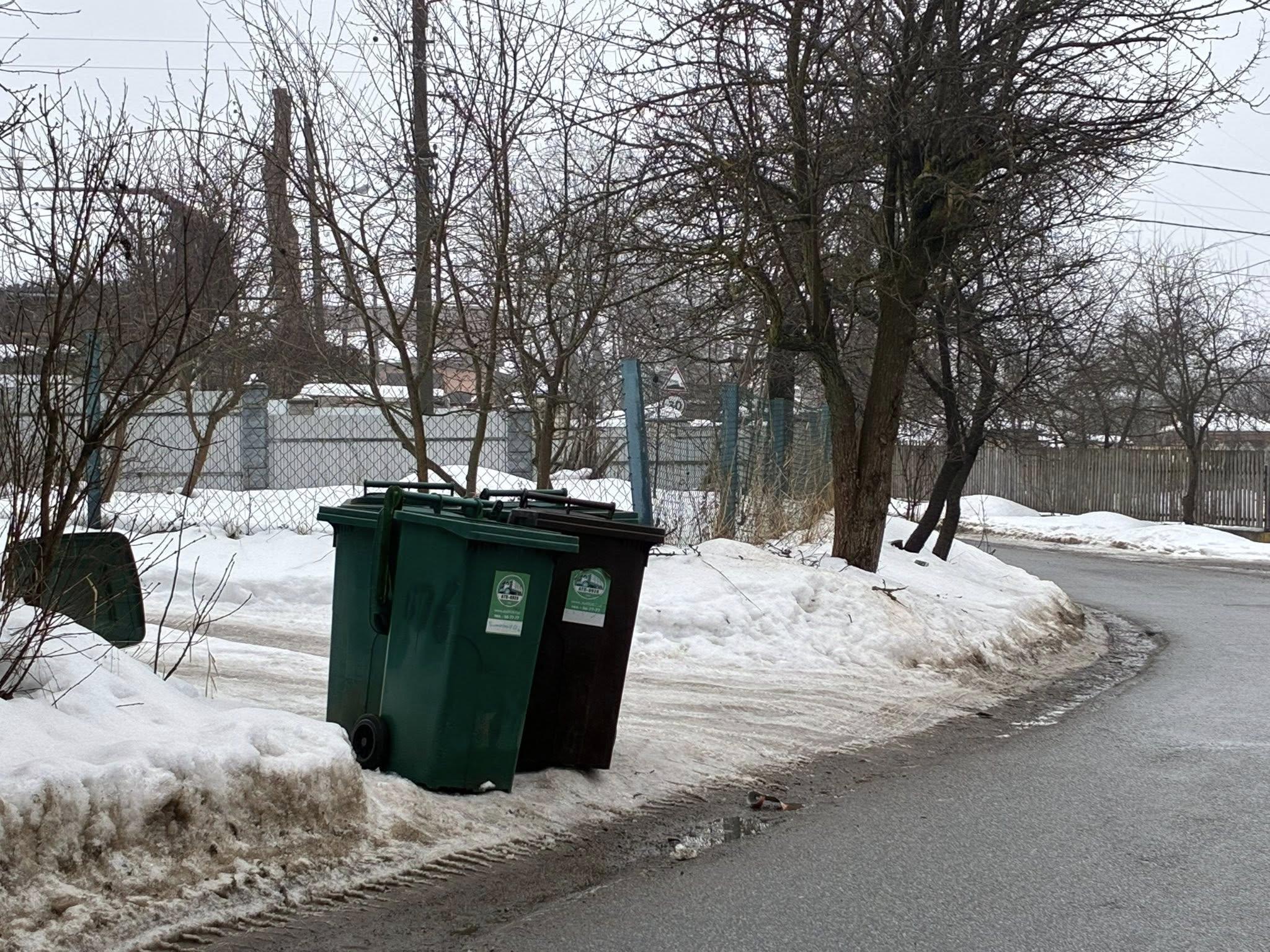 У селах Франківської громади оголосили конкурс на вивезення побутових відходів
