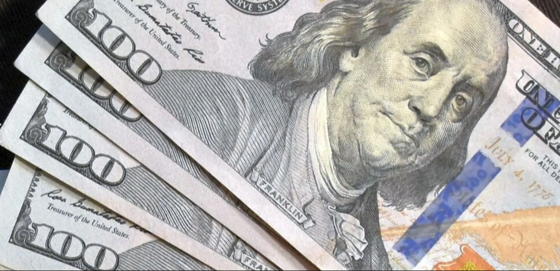 У Галичі нетверезий водій пропонував поліцейським 200 доларів