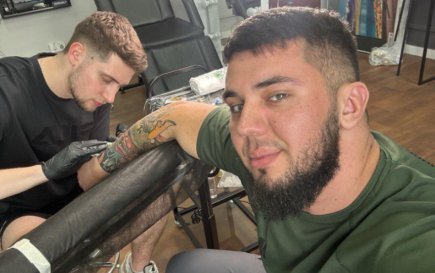 Тату на фронті: мистецтво, яке живе серед війни