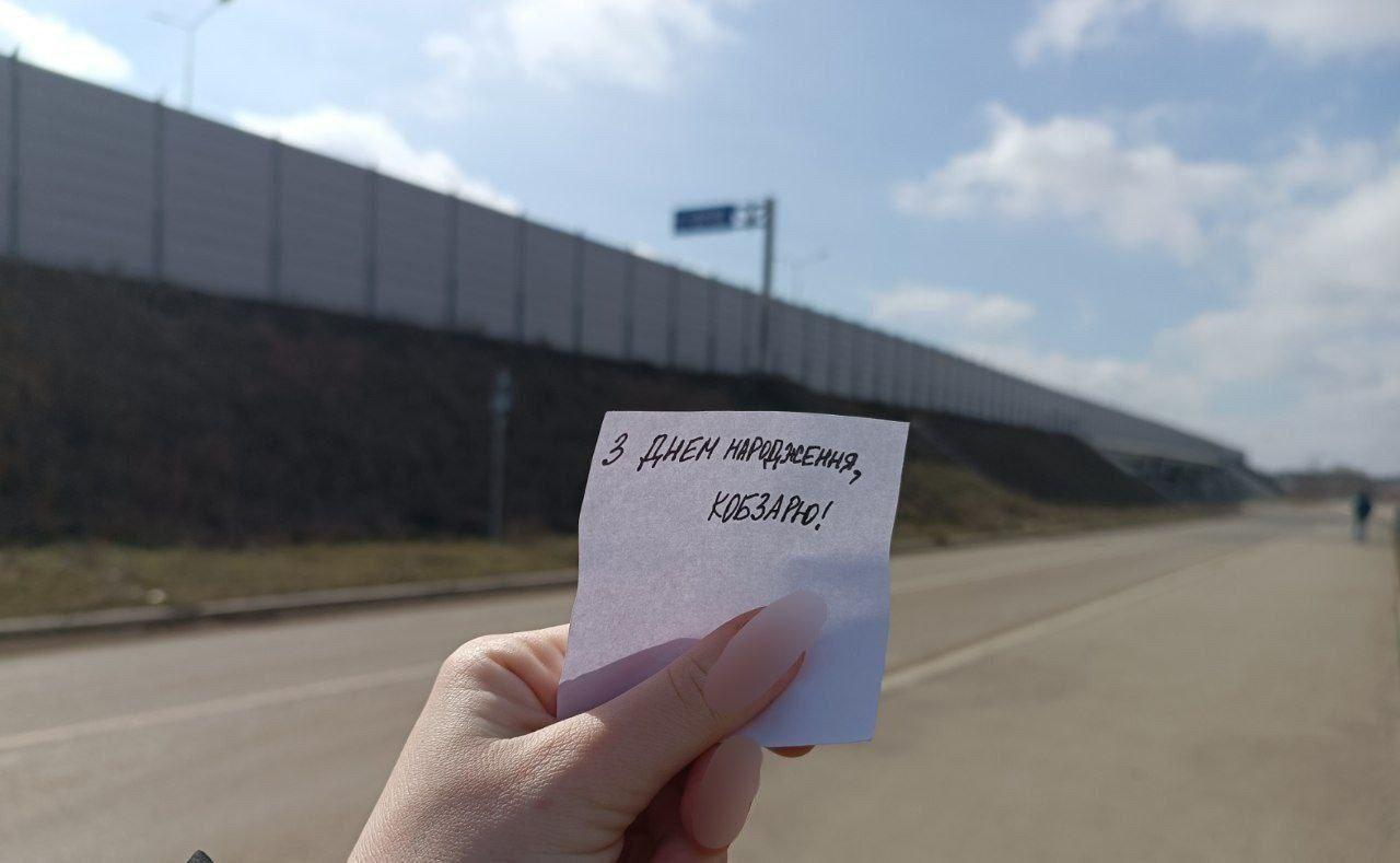 Активісти “Жовтої стрічки” провели акцію спротиву до дня народження Тараса Шевченка (ФОТО)