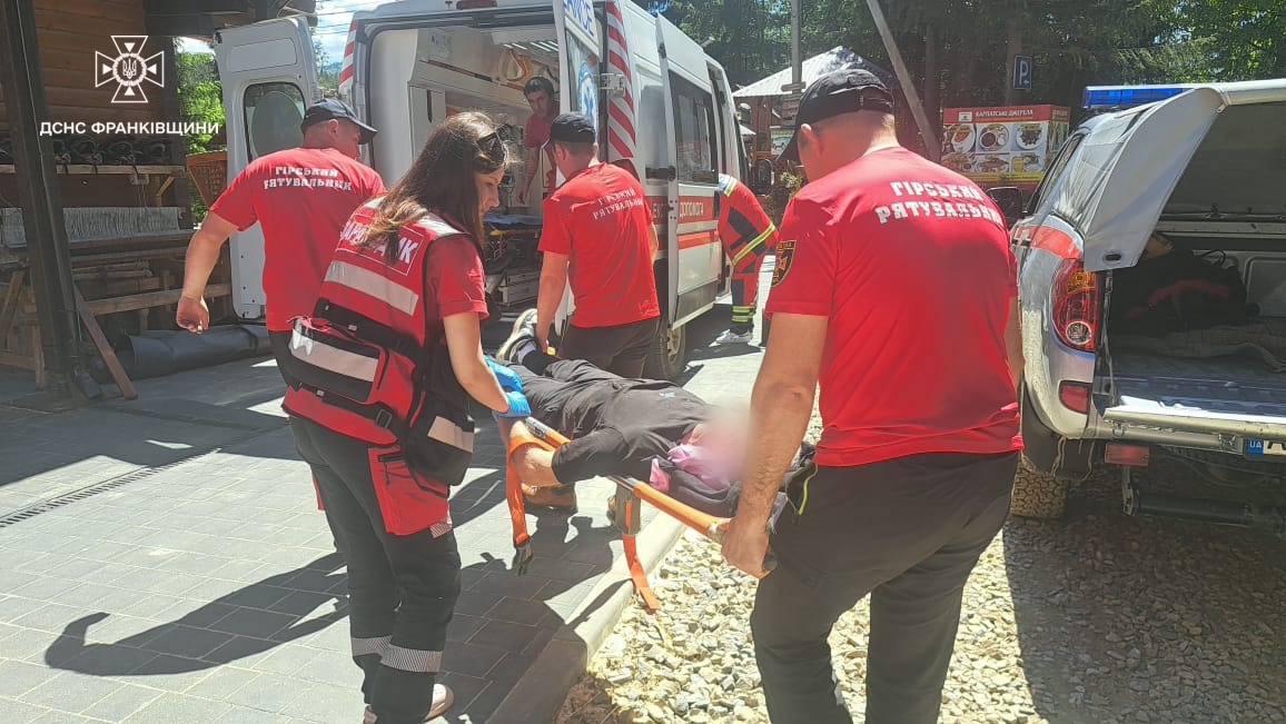 У Карпатах на горі Маковиця чоловікові стало зле під час сходження