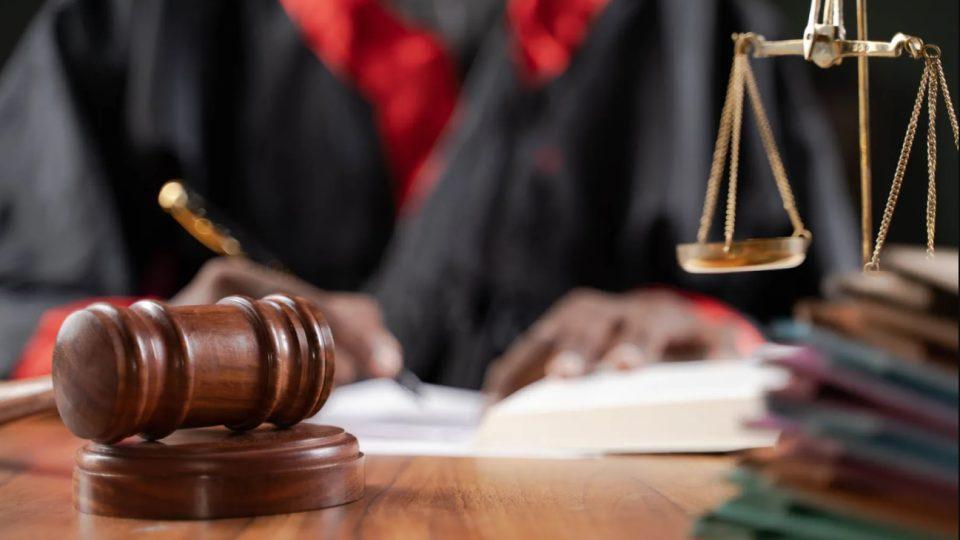 Суд на Прикарпатті оштрафував адміністраторку Viber-групи