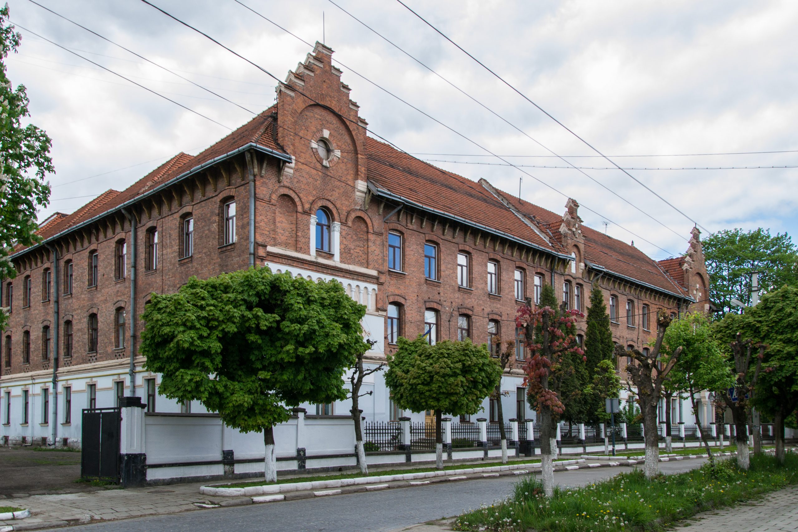 До пілотного етапу реформи старшої школи на Прикарпатті увійшли шість ліцеїв