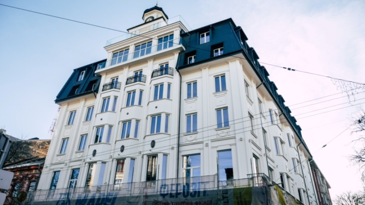 Готель «Дністер» не повертатимуть до первісного вигляду — рішення суду