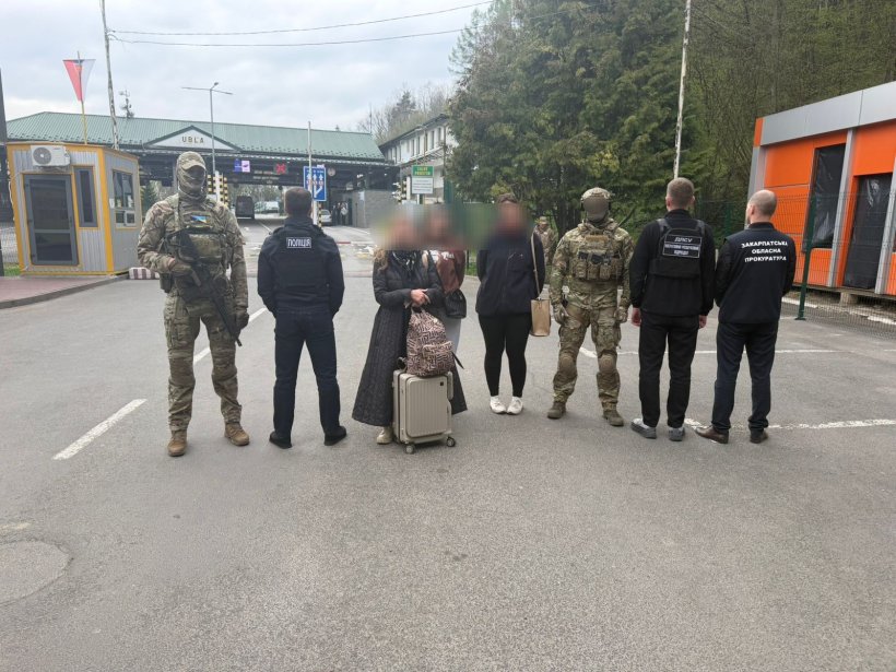 На кордоні затримали іноземку, яка продавала українок в сексуальне рабство