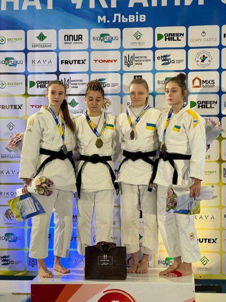 Дзюдоїстки з Надвірної вибороли дві медалі на Чемпіонаті України