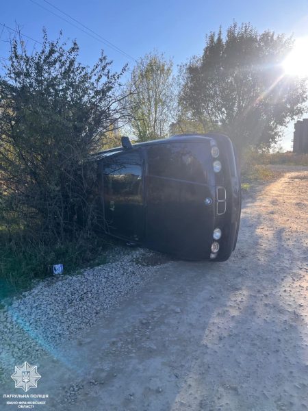 У Крихівцях  на місці ДТП патрульні виявили п’яного водія з наркотиками