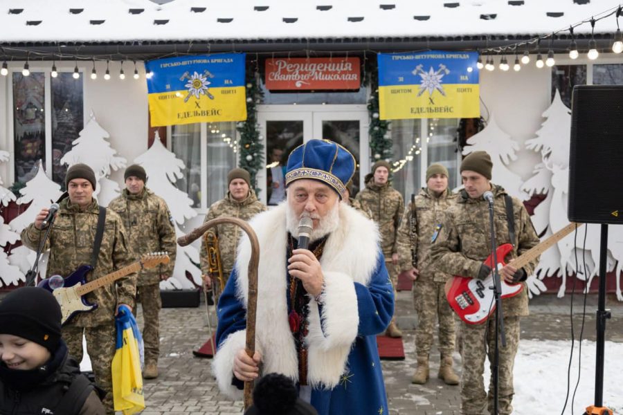 На Коломийщині відкрили резиденцію святого Миколая