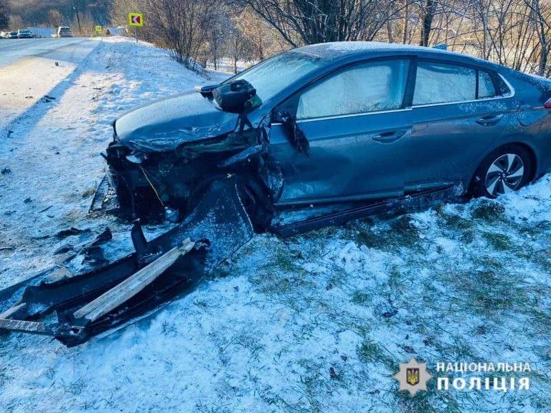 Розпочали розслідування за фактами автопригод, які трапились на вихідних на Франківщині