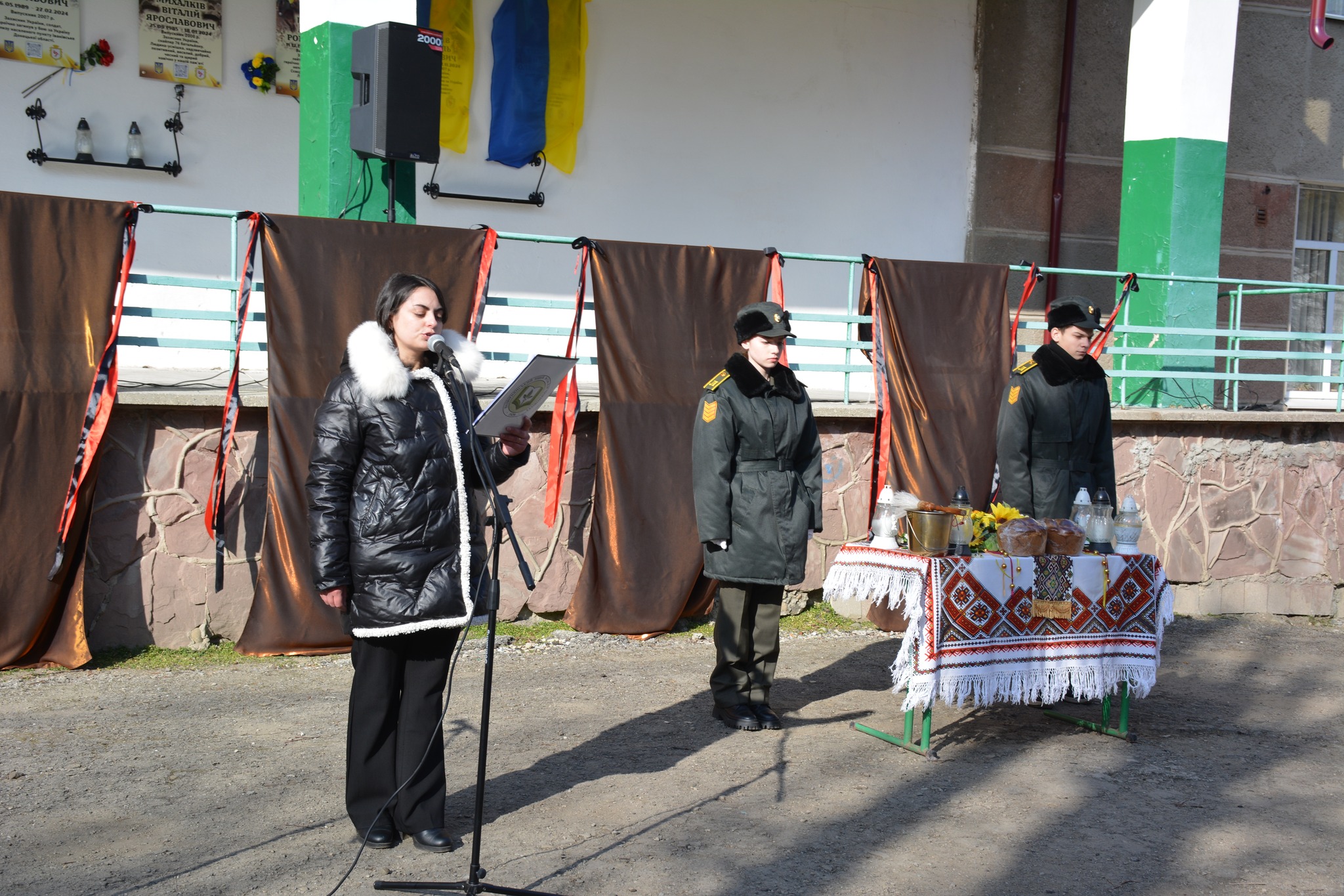 У Надвірні відкрили пам’ятні дошки двом полеглим захисникам