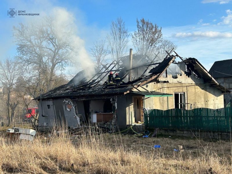 У Галицькій громаді на пожежі постраждала дитина