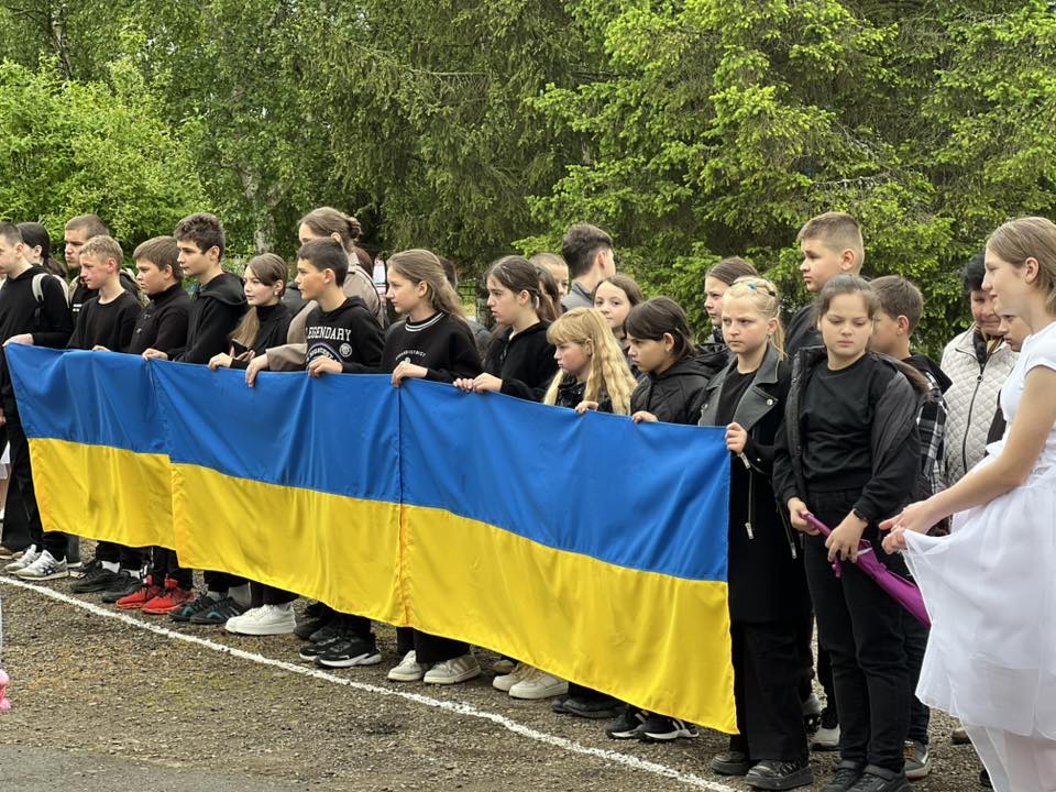 У Отинійській селищній раді відкрили пам’ятні дошки двом полеглим військовим