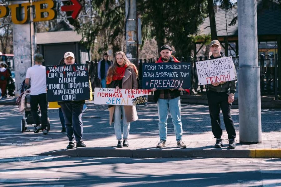 Майже три роки в полоні: після повернення ветеран Євген Еккерт знайшов у Франківську дім і кохання