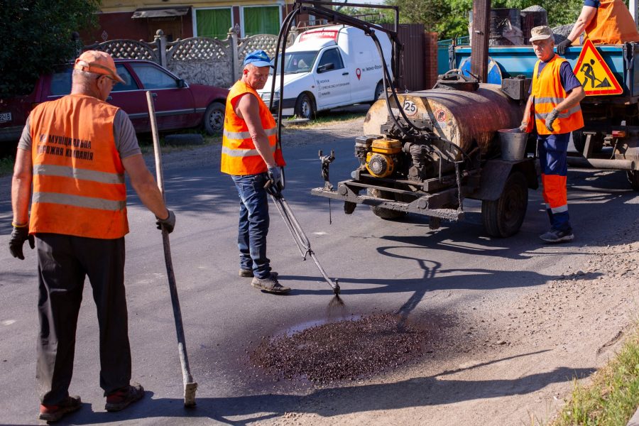 У Франківську чиновники будуть латати дороги