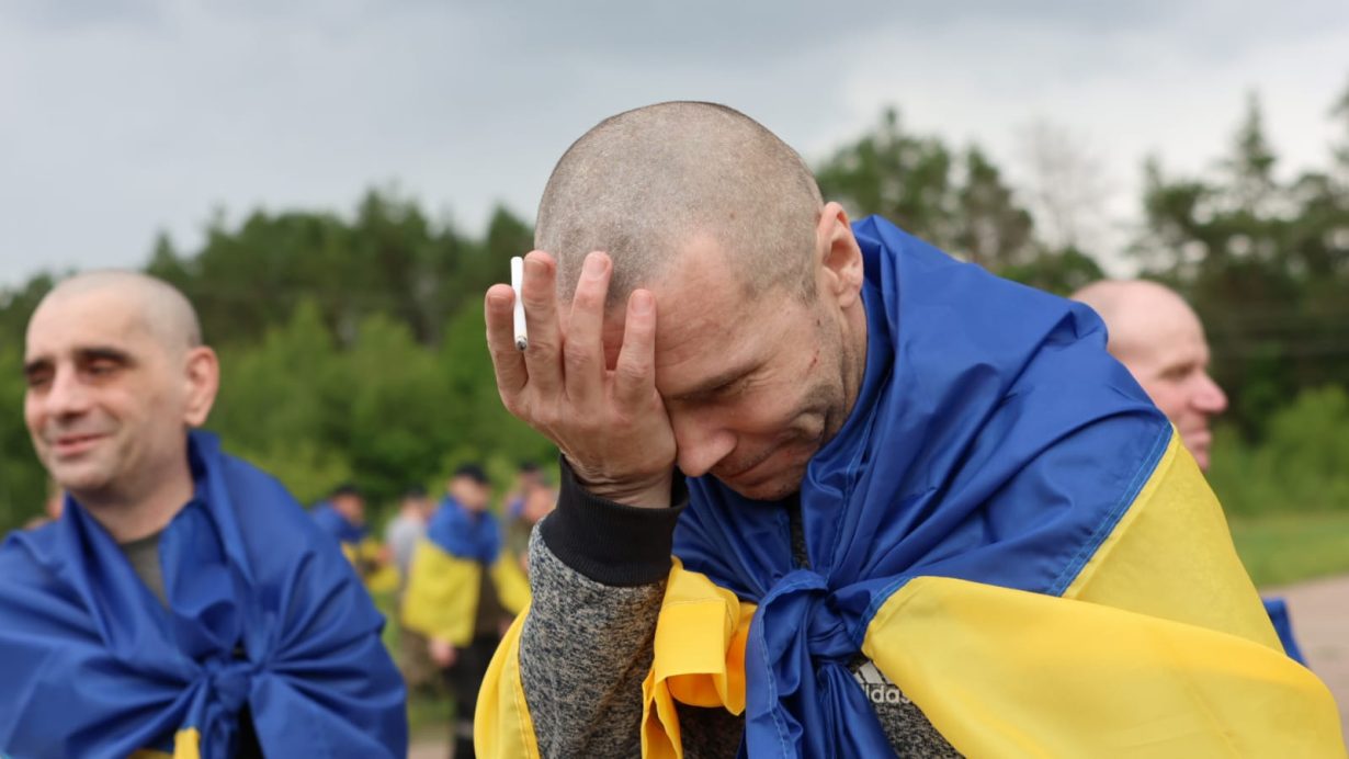 Україна повернула з полону важкохворих та поранених воїнів (ФОТО)