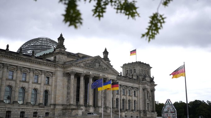 Запитали про національність і вдарили ножем у живіт: у Берліні напали на українця