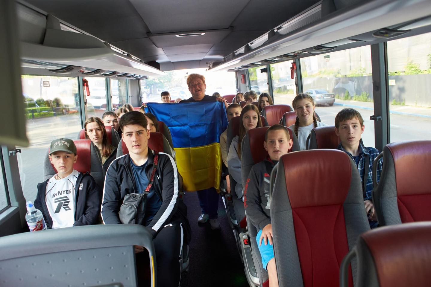 Ще 20 дітей франківських захисників відправились на відпочинок у Хорватію