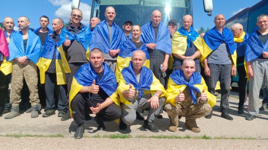 В Україну повернули 84 полонених, серед них – військові та цивільні