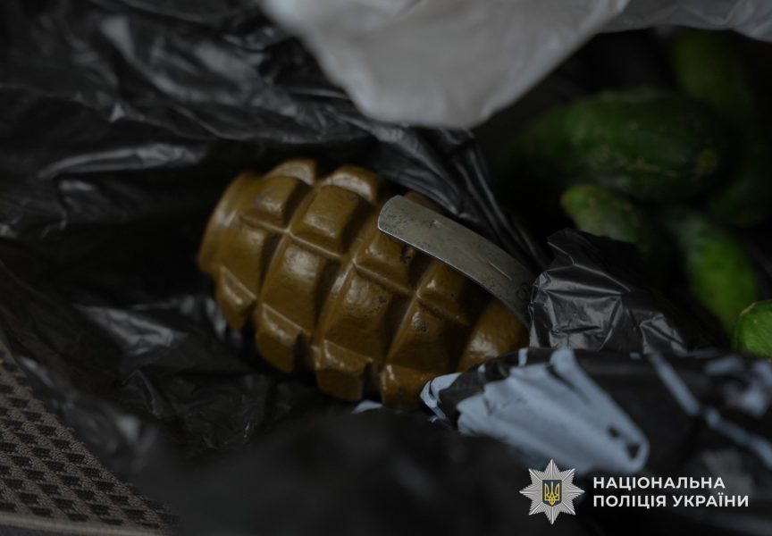 На Львівщині п’яний водій погрожував патрульним гранатою