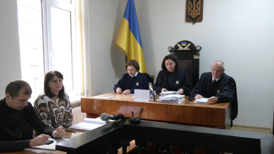 У Франківську забудовник хоче відсудити квартиру у бойової медикині